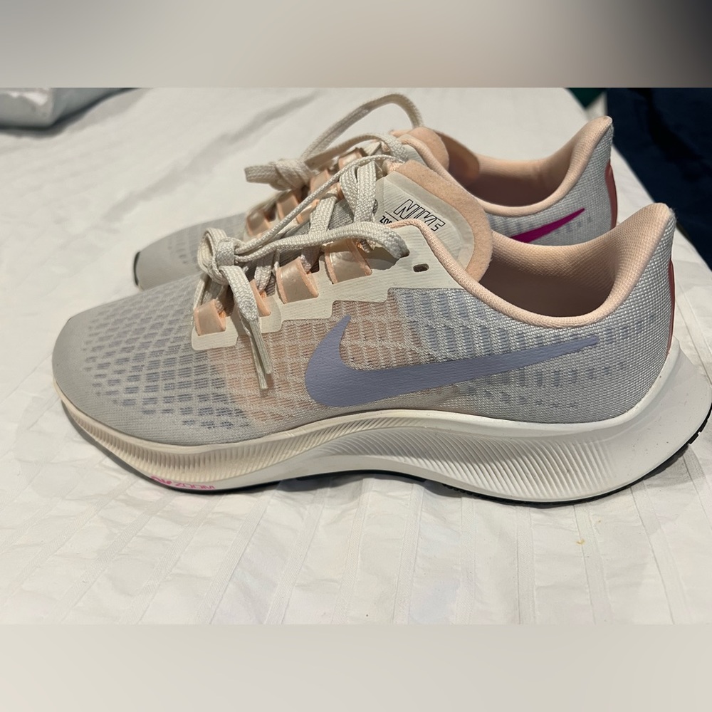 Nike Air Zoom Pegasus 37 women’s 8.5 grey/pink/purple new